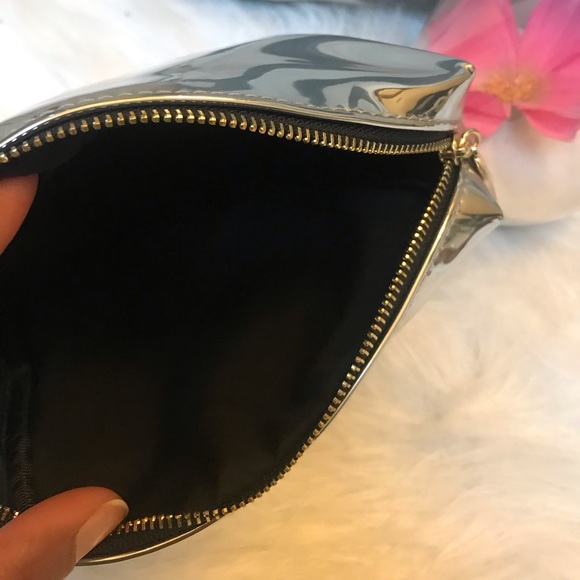 YSL Beaute bag/clutch/pouch. Silver mirror tint. - Picture 7 of 8